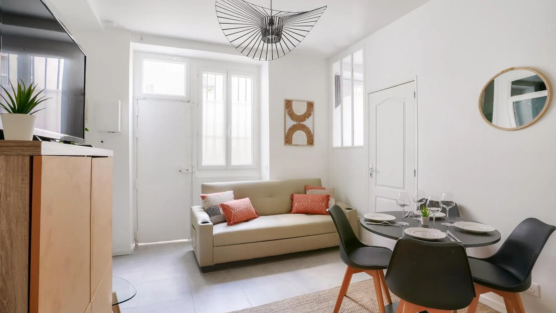 2 Bedrooms In The 15th District * Paris